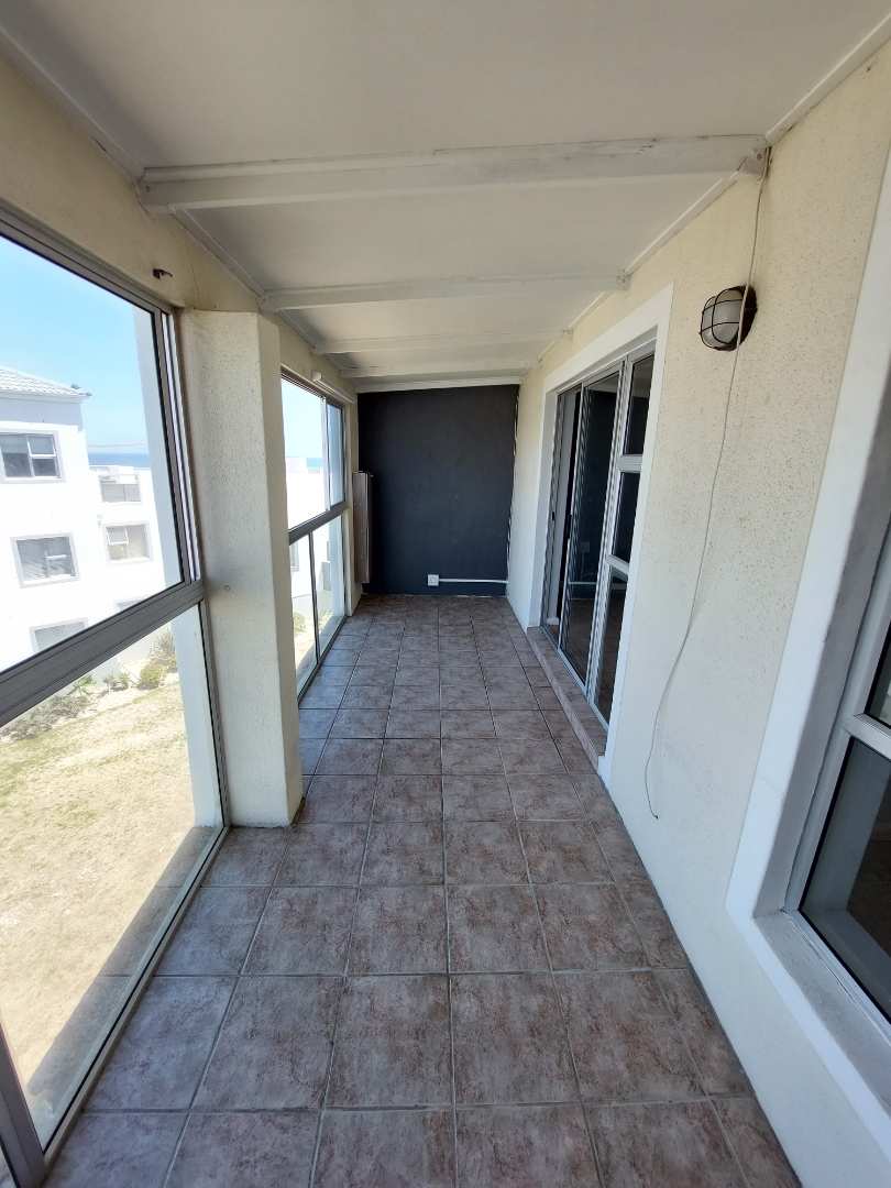To Let 1 Bedroom Property for Rent in Big Bay Western Cape